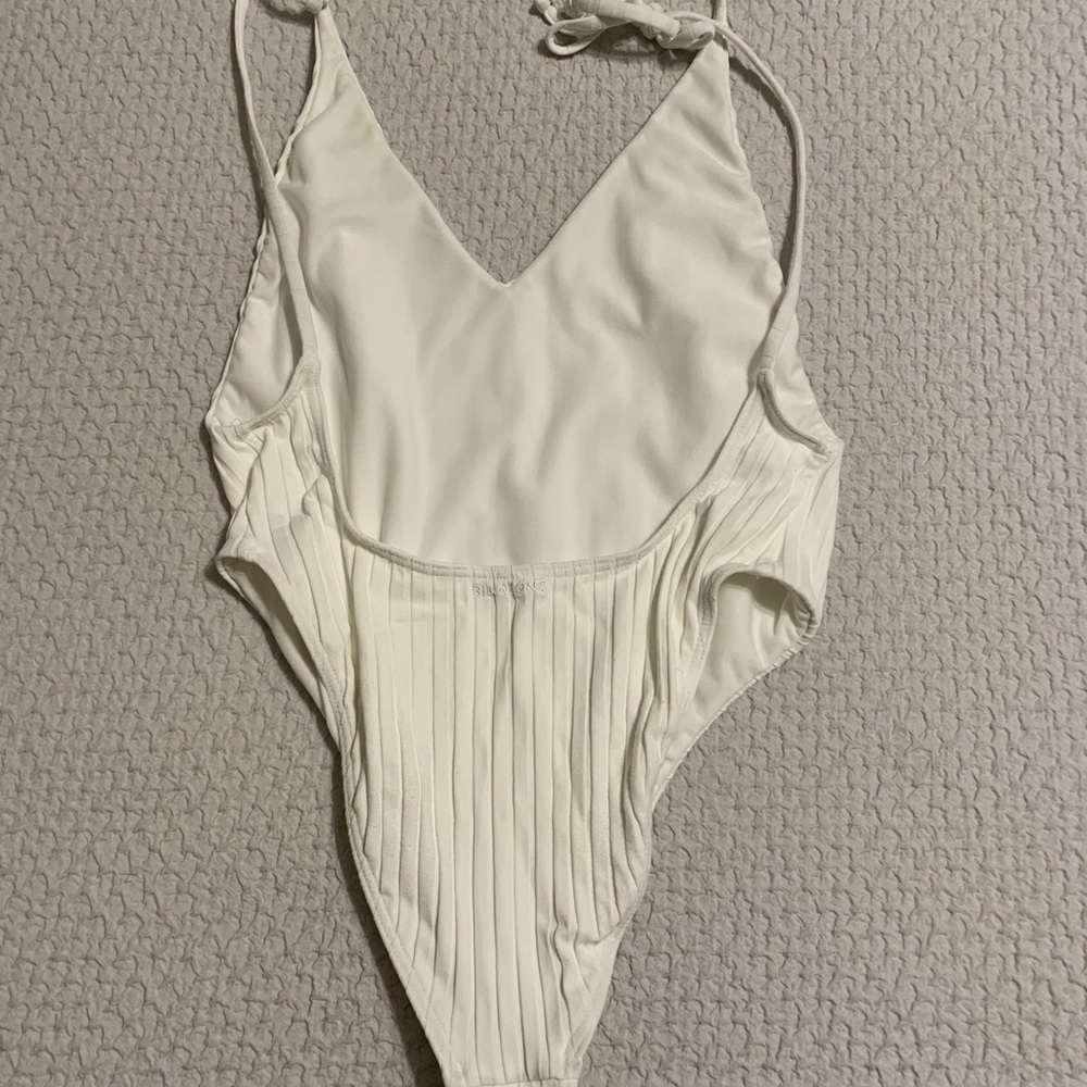 Billabong bathing suit